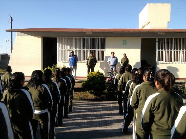 RECONOCIMIENTO AL ALUMNO JOSE MARIA VAZQUEZ JIMENEZ, POR EL PROFR. MARCIANO FERMIN FRMIN, DIRECTOR DE LA ESCUELA POR HABER OBTENIDO EL PRIMER LUGAR DE ORTOGRAFIA NIVEL SECTOR 03 EN MAZAPILTEPEC, PUE.