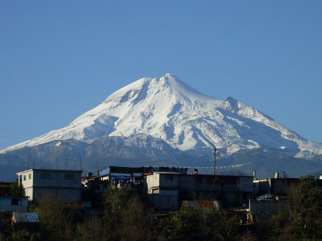 EL PICO DE ORIZABA DESDE OJO DE AGUA.FOTOGRAFIA. PROFRA. ELOINA HERNANDEZ GOMEZ