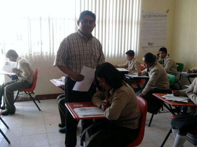 PROFR. BENITO NAUCATL, DE LA CORDE 04 LIBRES APLICADOR DE LA PRUEBA ENLACE 2010.